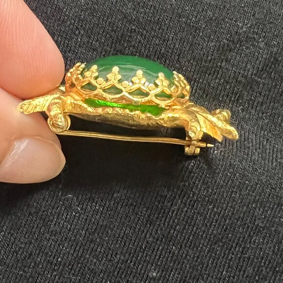 Vintage Crab Brooch Gold Tone Green Cabochon Cancer Zodiac Pin Costume Jewelry - Picture 5 of 11